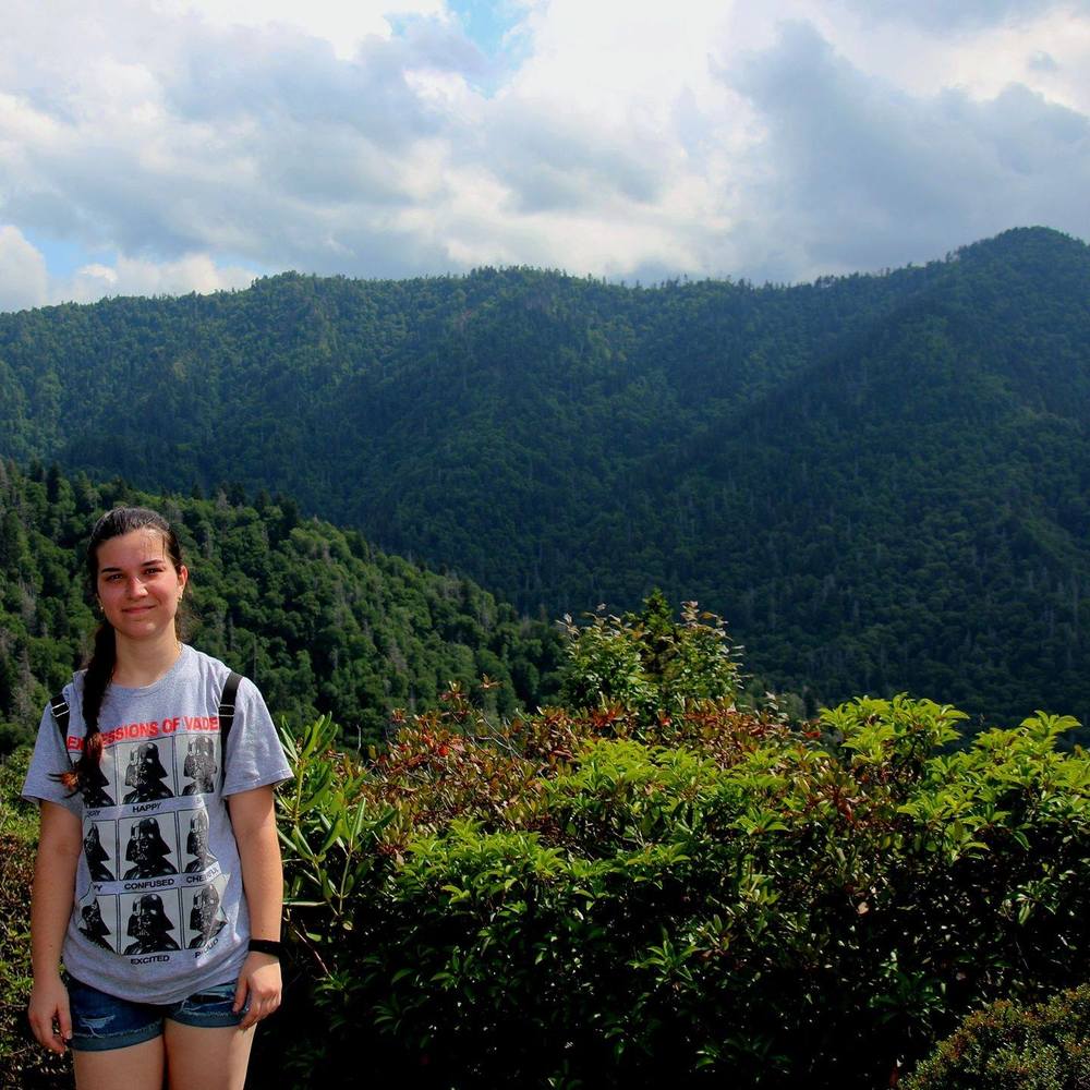 Meet your Posher, Paulina